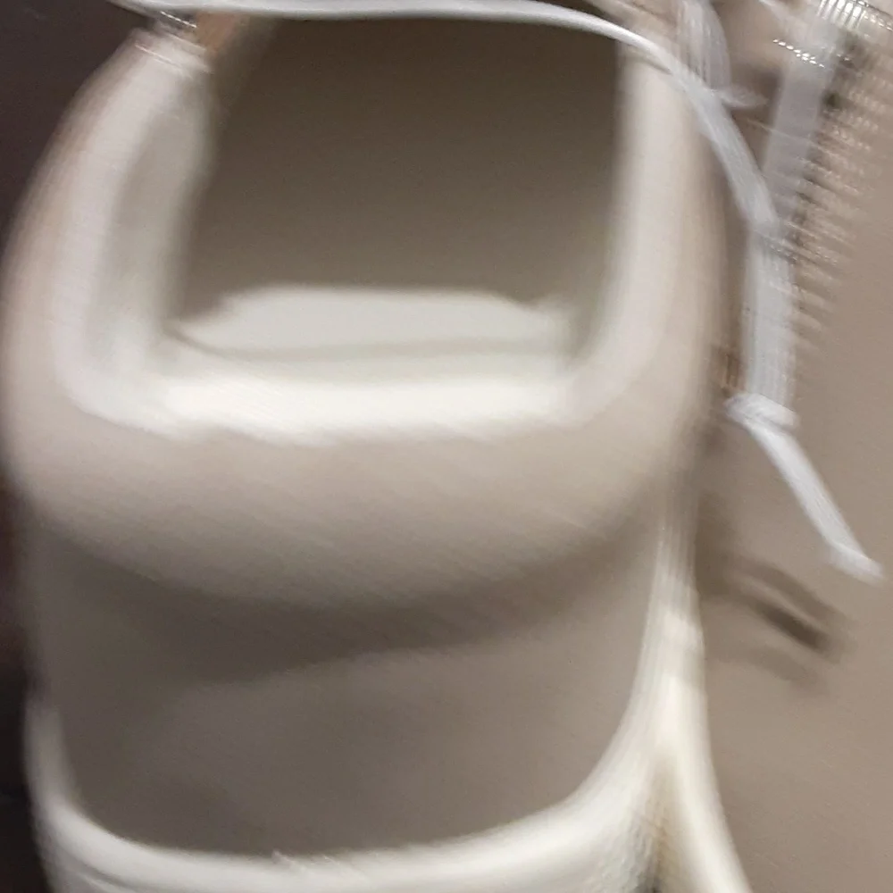 Shoes - Picture 3 of 5